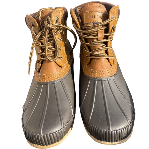 Tommy Hilfiger Casey Duck Boots - Picture 6 of 9